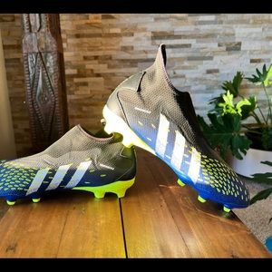 NEW!! Adidas Predator Freak.3 firm ground soccer shoe